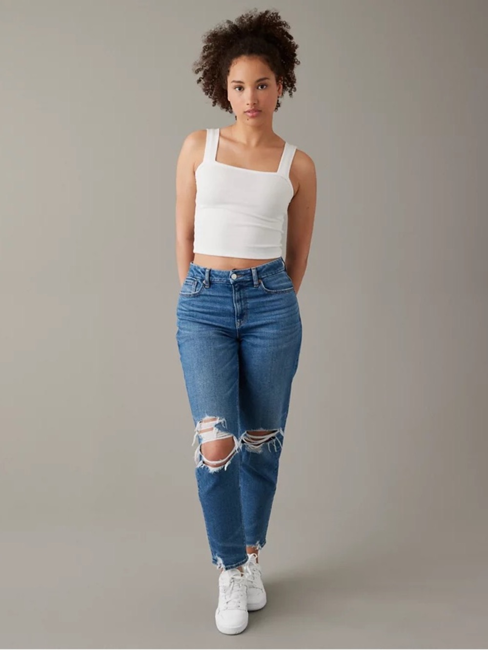 American Eagle Curvy Mom Jeans Women’s Size 6 Long Distressed Ripped Denim
